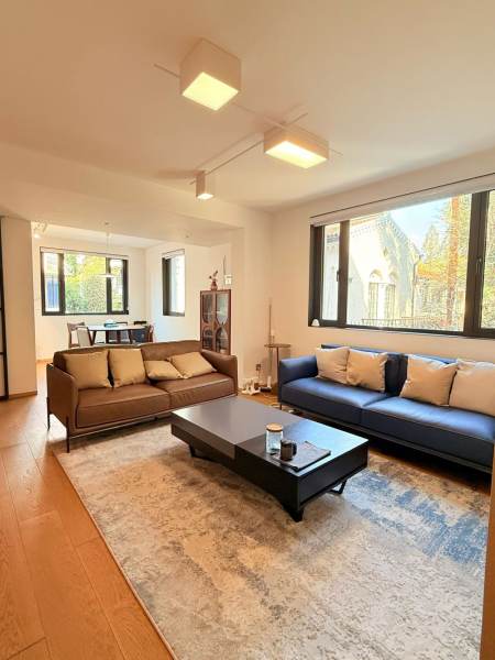 Housing image — Living Room