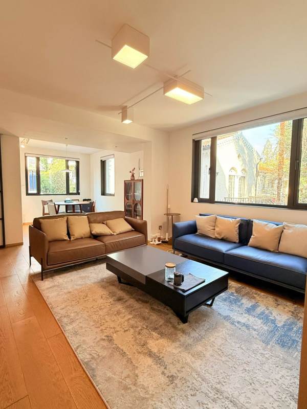 Housing image — Living Room