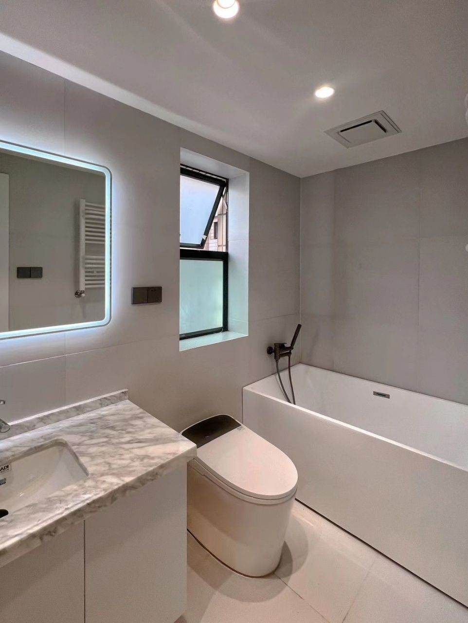 Housing image — Bathroom