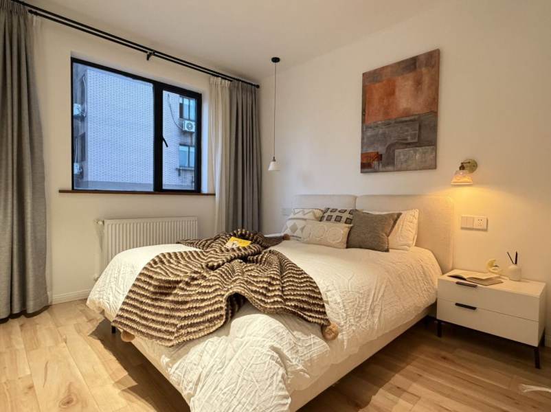 Housing image — Bedroom