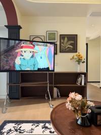 Housing image — Living Room