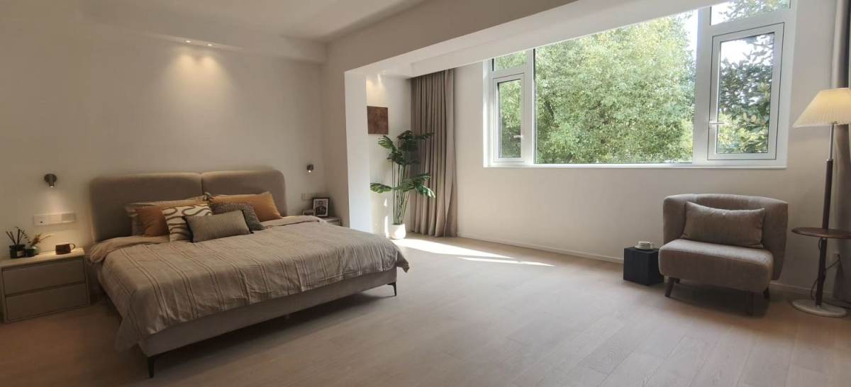 Housing image — Bedroom