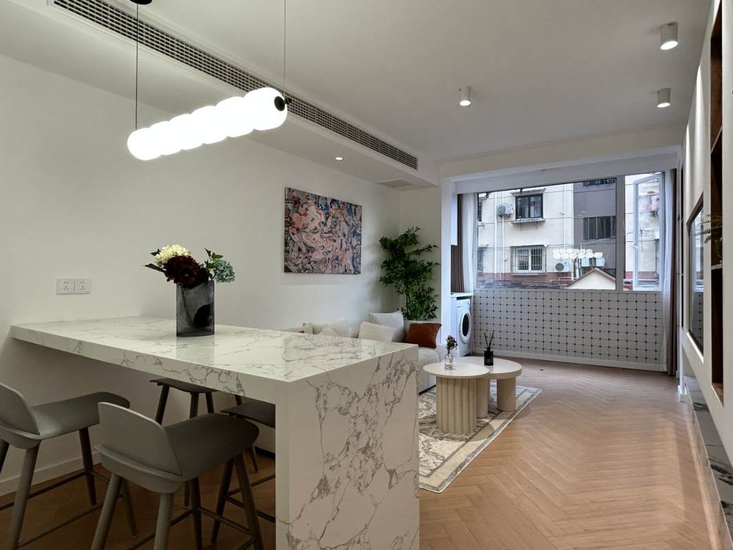 Housing image — Living Room