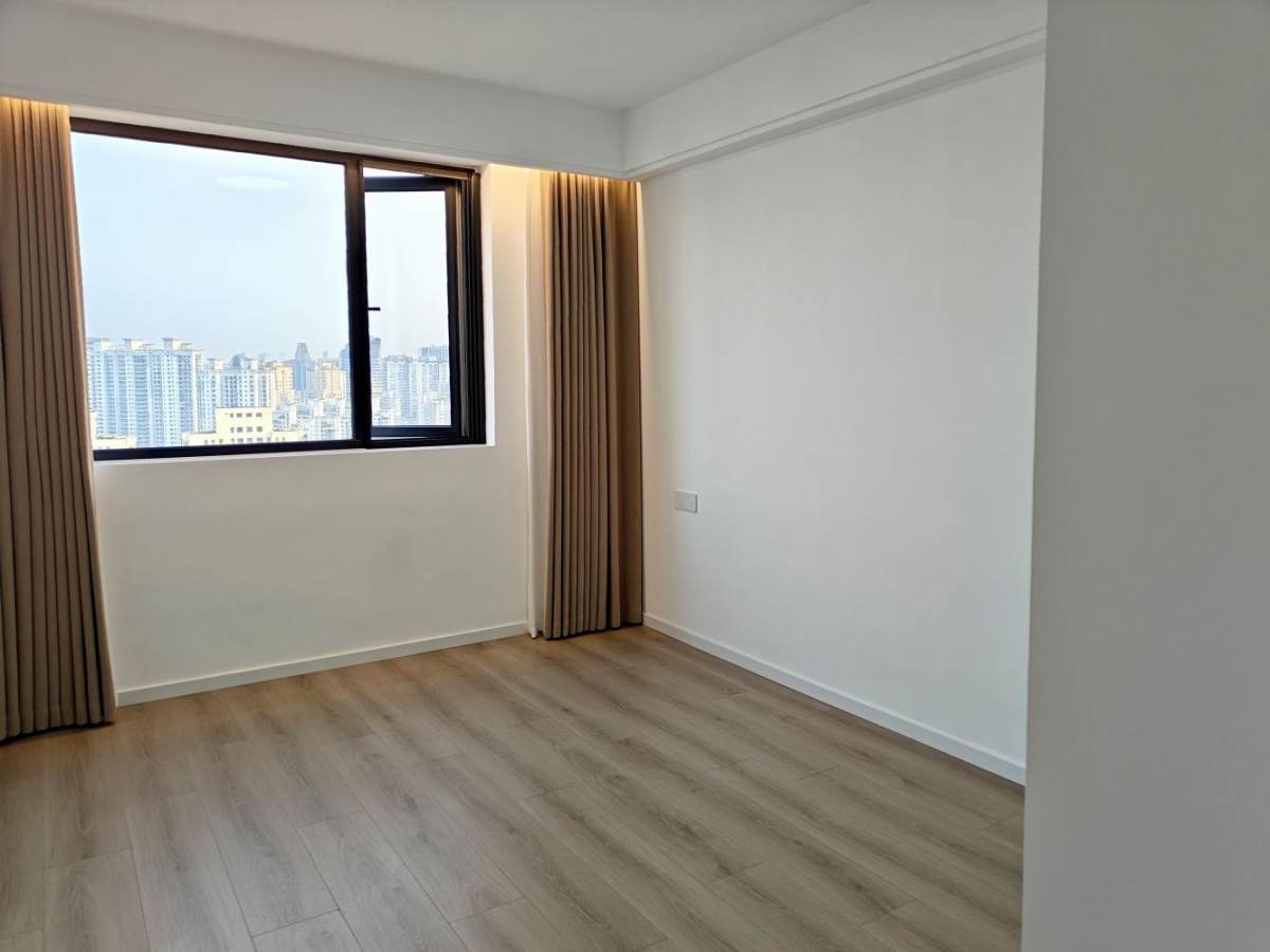 Housing image — Bedroom
