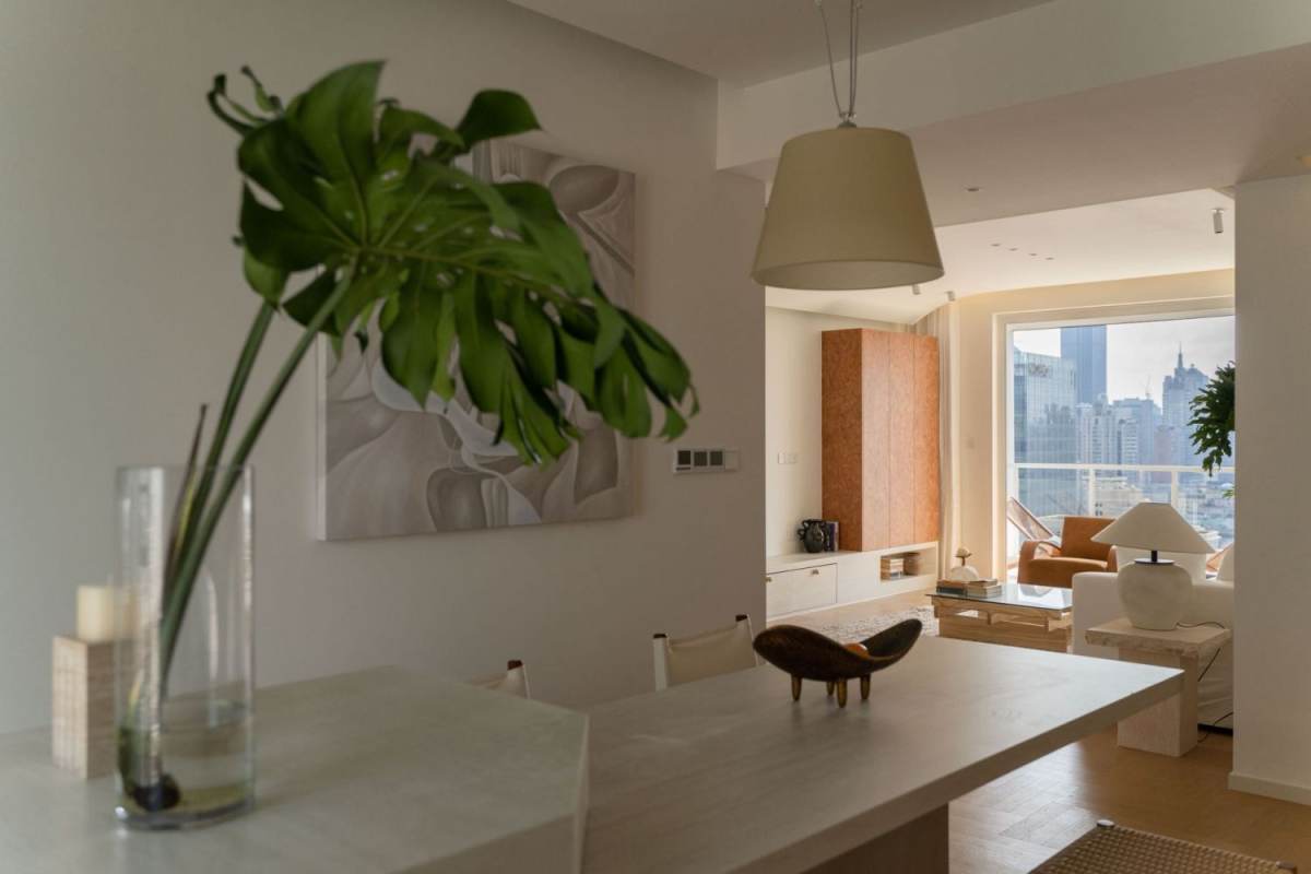 Housing image — Living Room