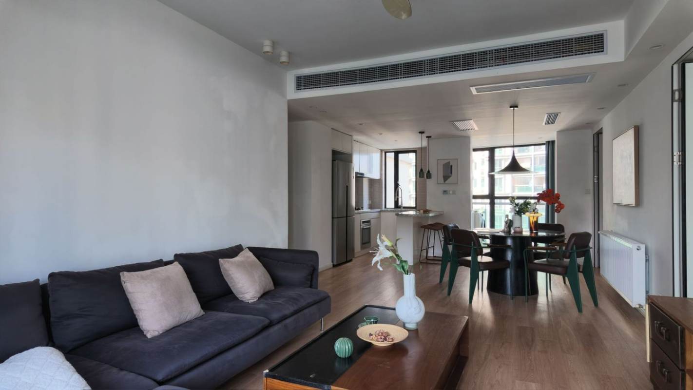 Housing image — Living Room