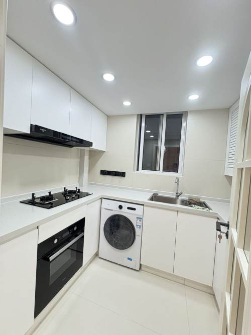 Housing image — Kitchen