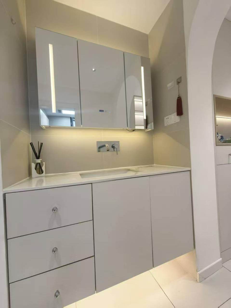 Housing image — Bathroom
