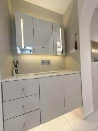 Housing image — Bathroom