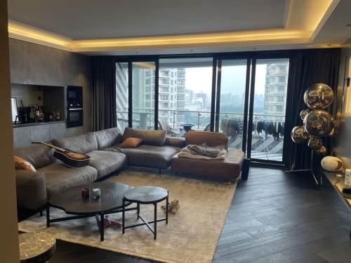 Housing image — Living Room