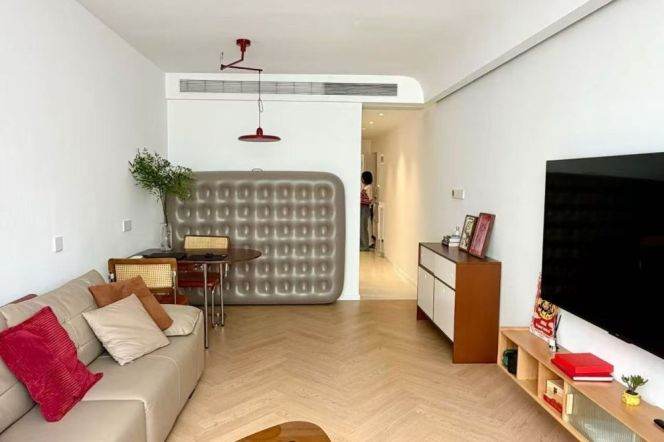 1BR Apartment in Jing'an (L2/L7/L14)