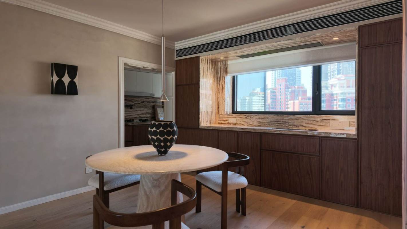 Housing image — Dining Area