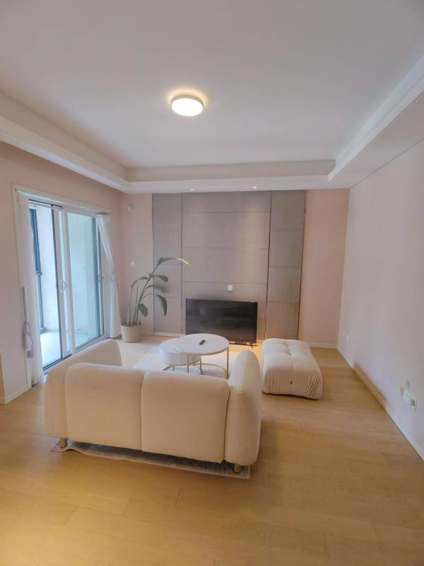 Housing image — Living Room