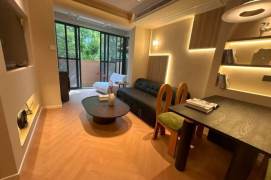 Spacious 1BR Apartment in Hongqiao CBD with Terrace (L10)
