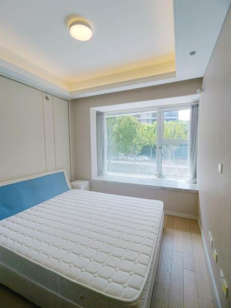 Housing image — Bathroom