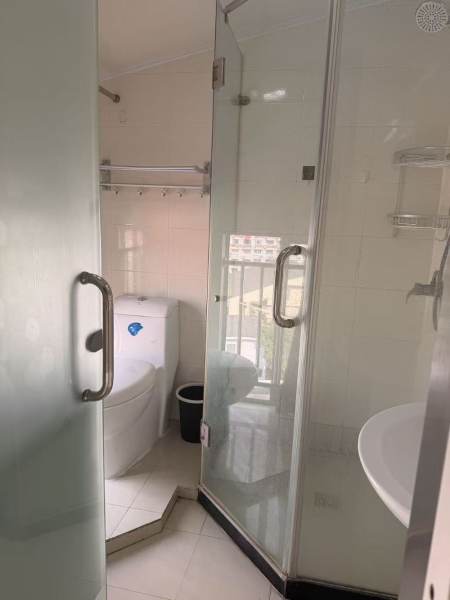 Housing image — Bathroom
