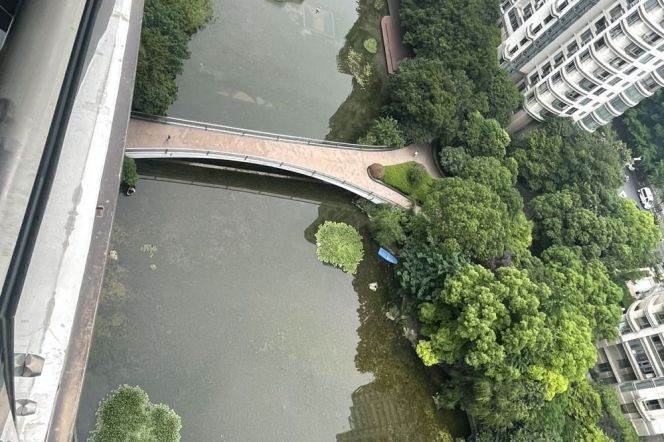 High-Floor 4BR Apartment near Nanjing Xi Lu (L2/L12/L13)