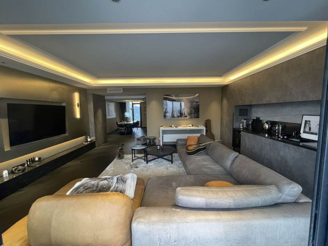 Housing image — Living Room