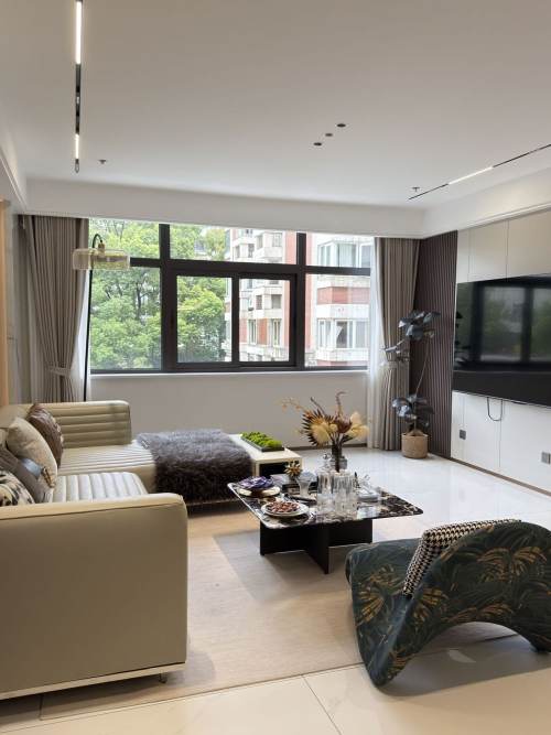 Housing image — Living Room