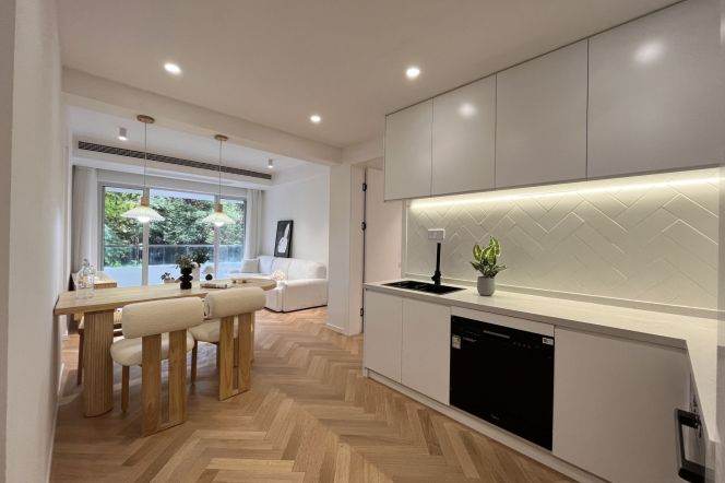 2BR Apartment at One Park Avenue with Green View