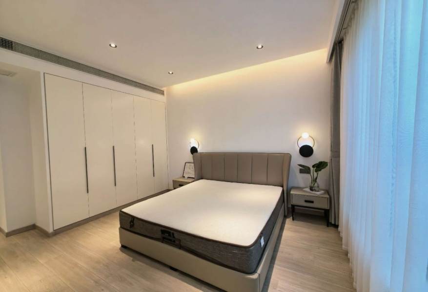Housing image — Bedroom