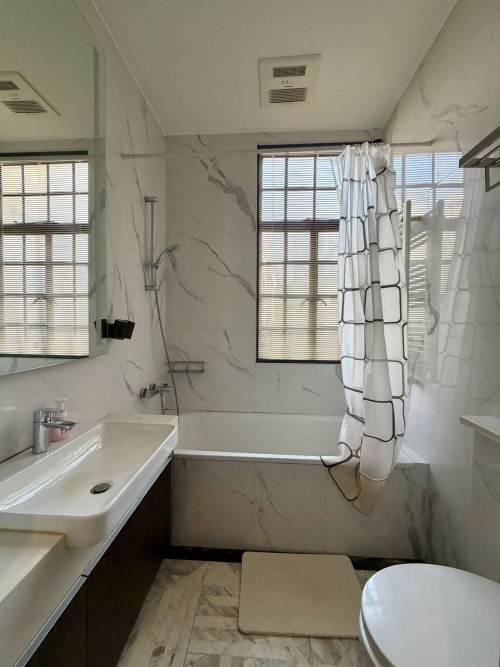 Housing image — Bathroom