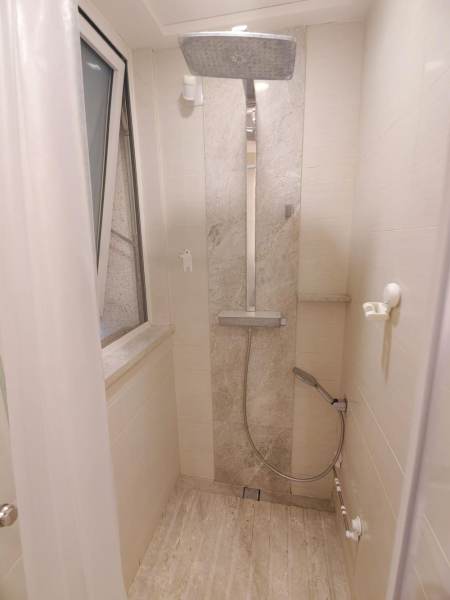 Housing image — Bathroom