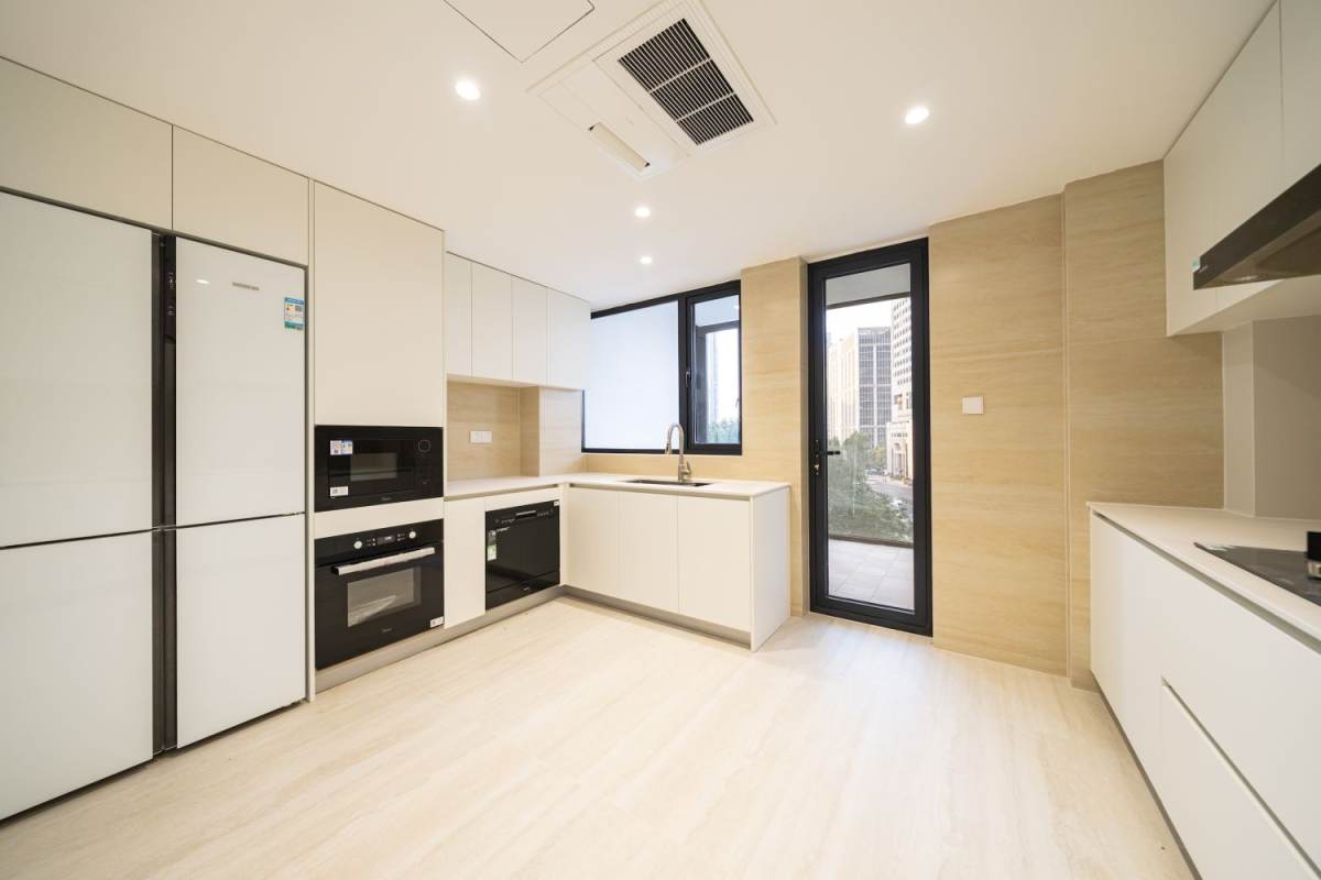Housing image — Kitchen