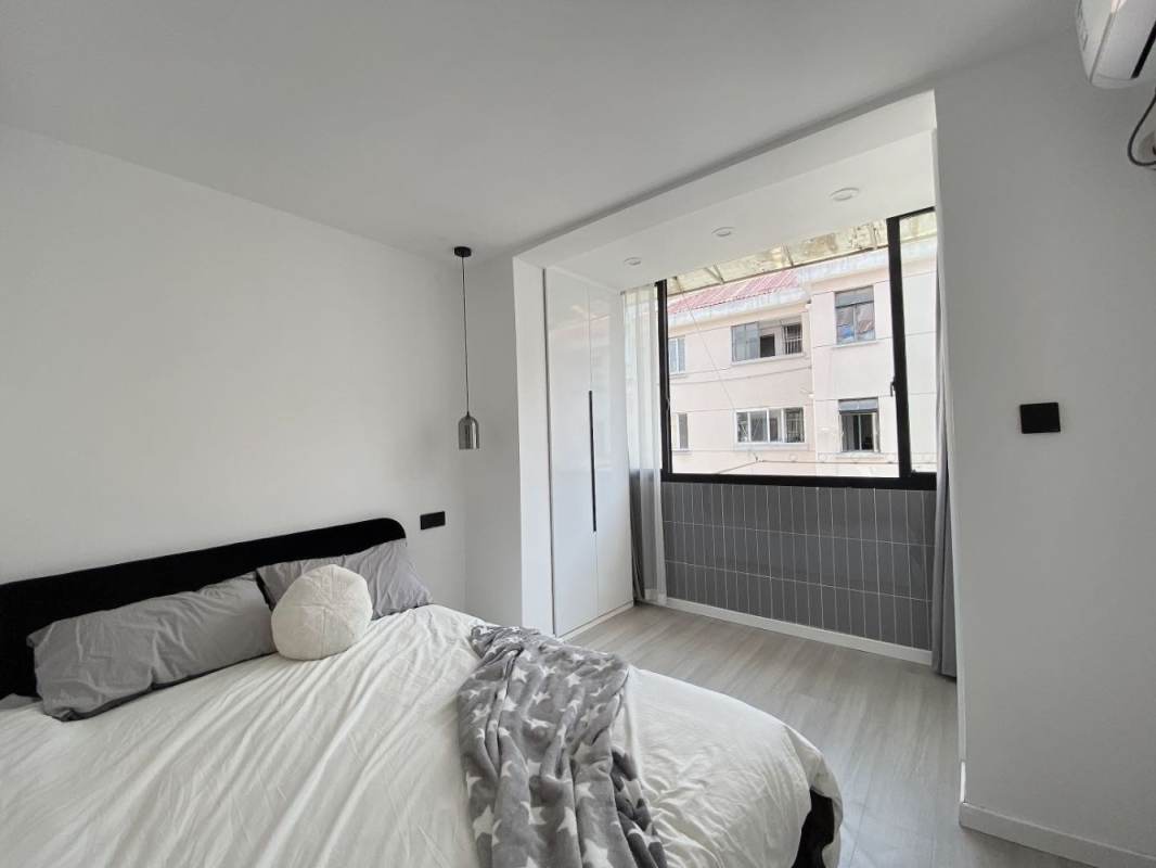 Housing image — Bedroom