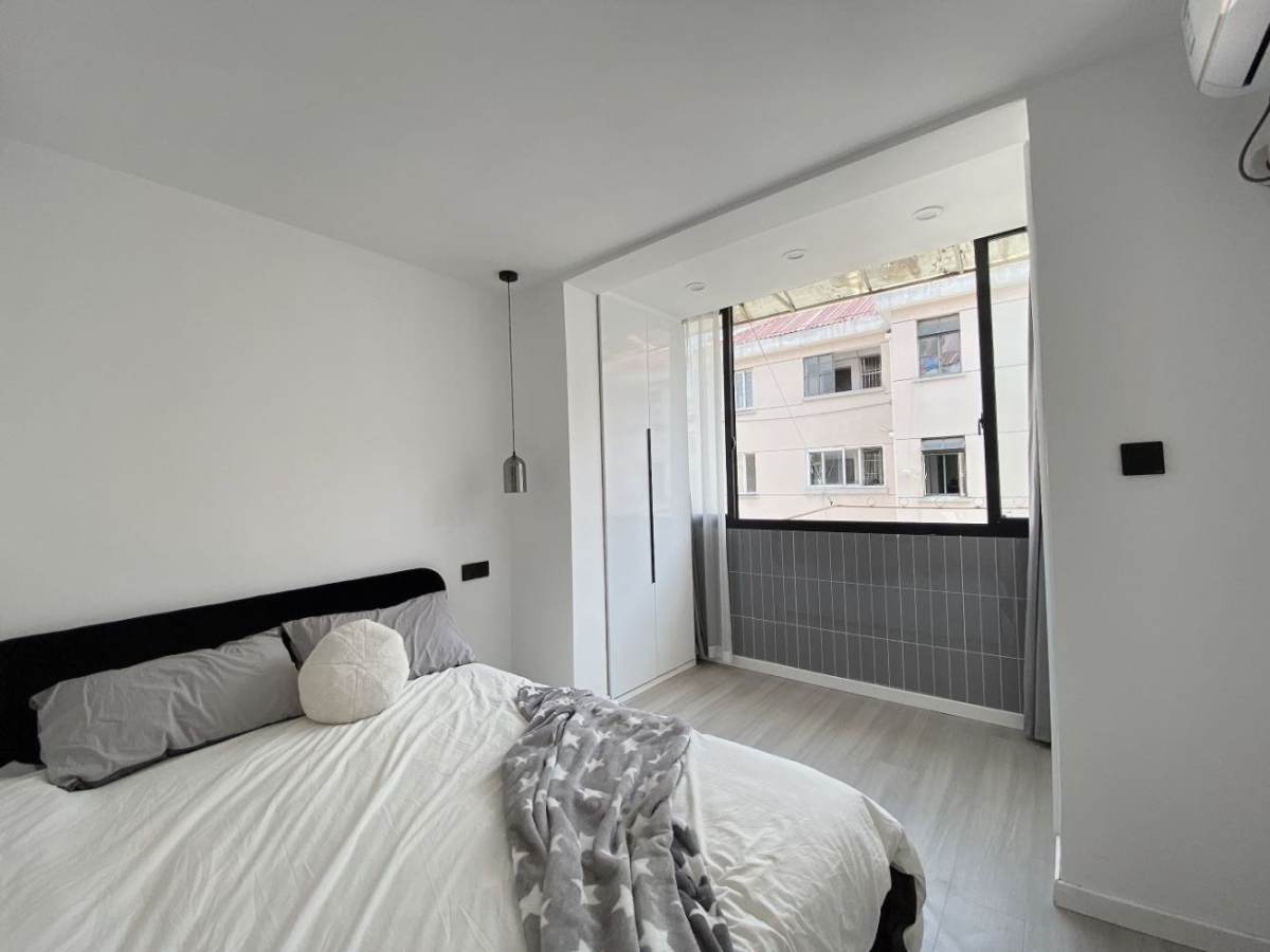 Housing image — Bedroom