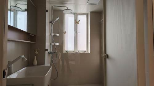 Housing image — Bathroom
