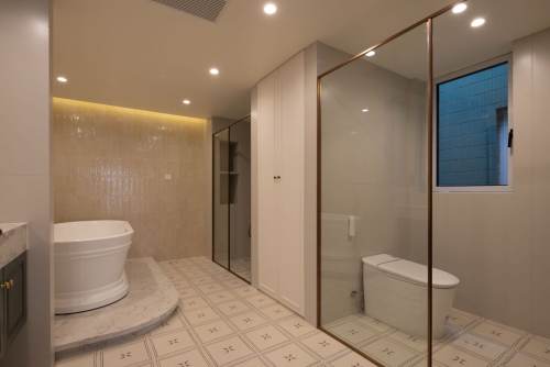 Housing image — Bathroom