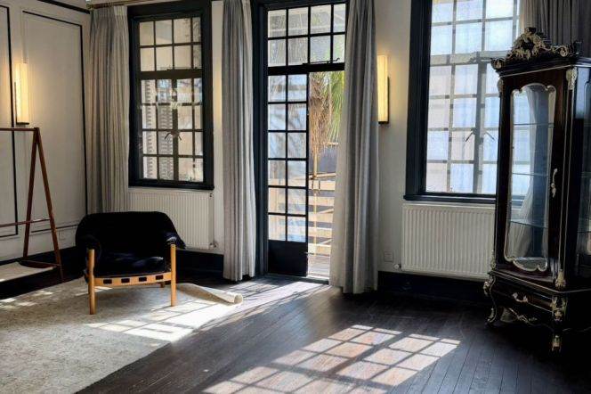 Spacious 2BR Heritage Apartment near Jing'an Temple (L1/L7)