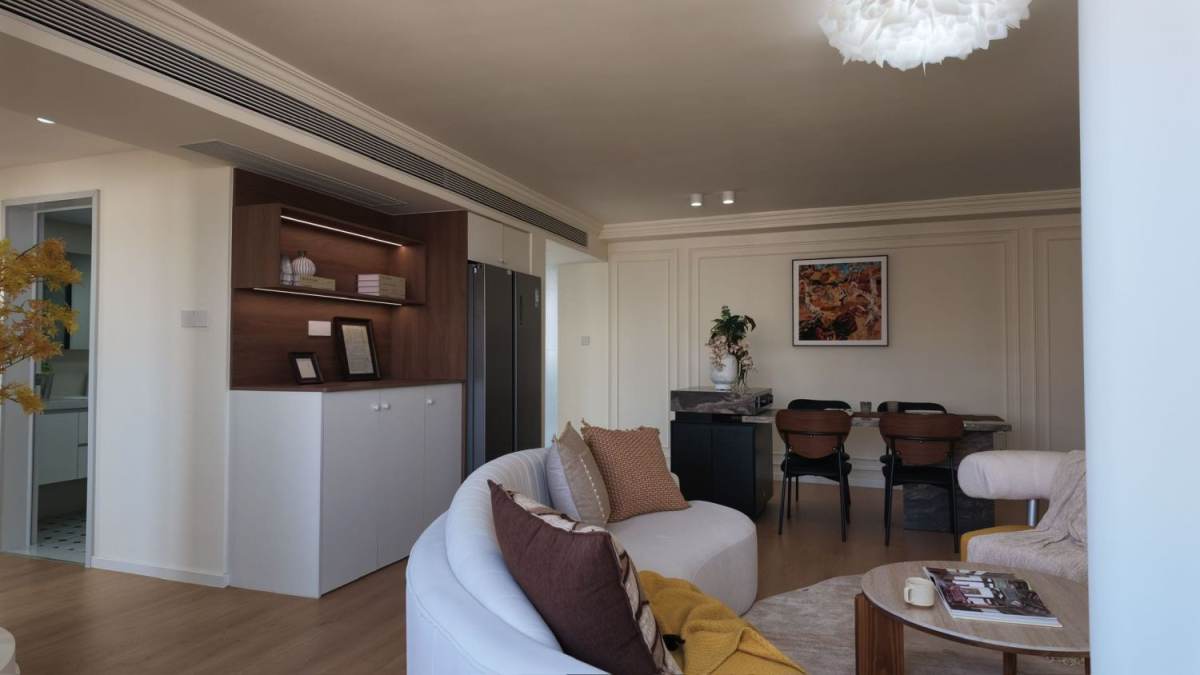 Housing image — Living Room