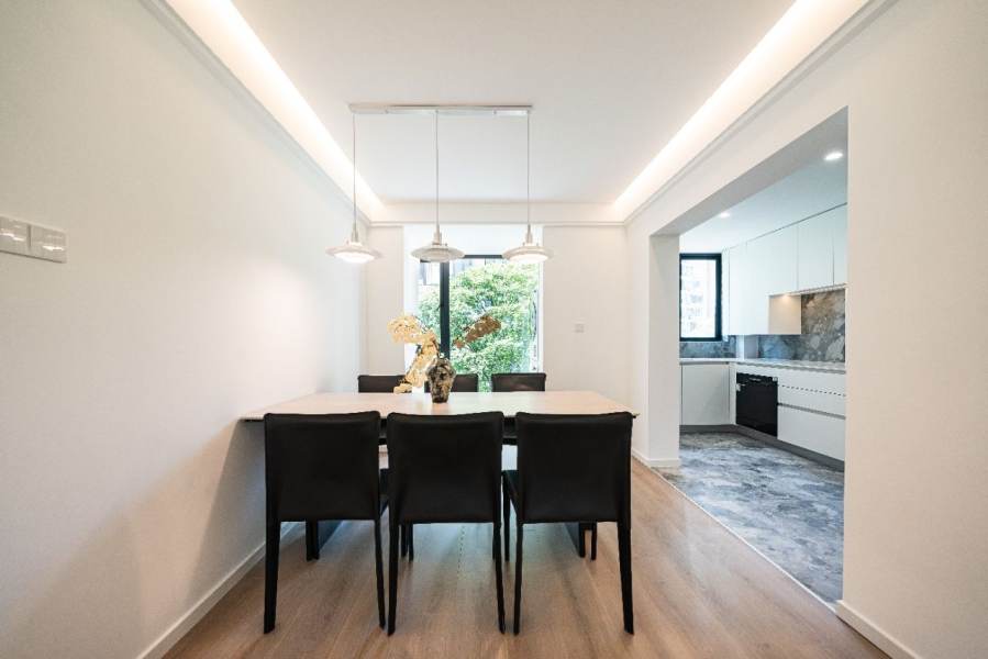 Housing image — Dining Area