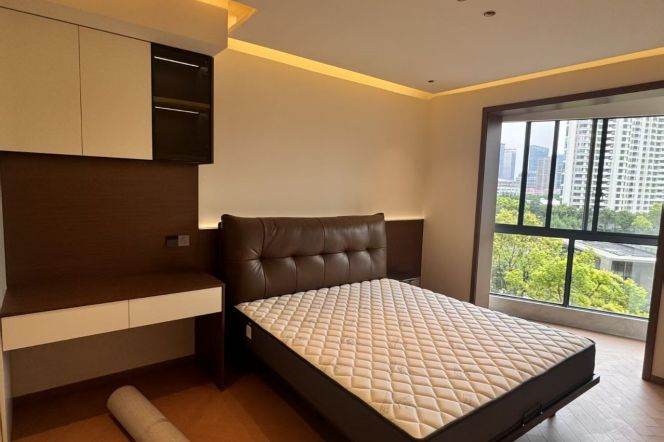 Spacious 2BR Apartment near Yuanshen Sports Center Stadium with Green View (L6)