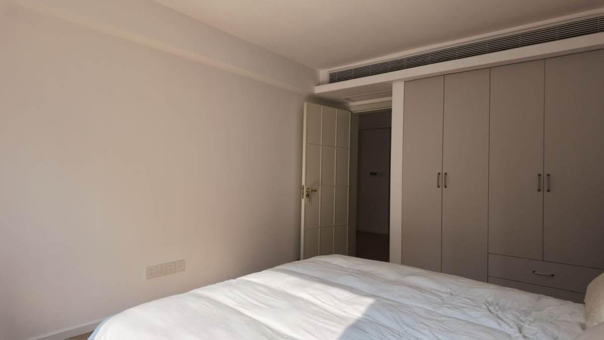 Housing image — Bedroom