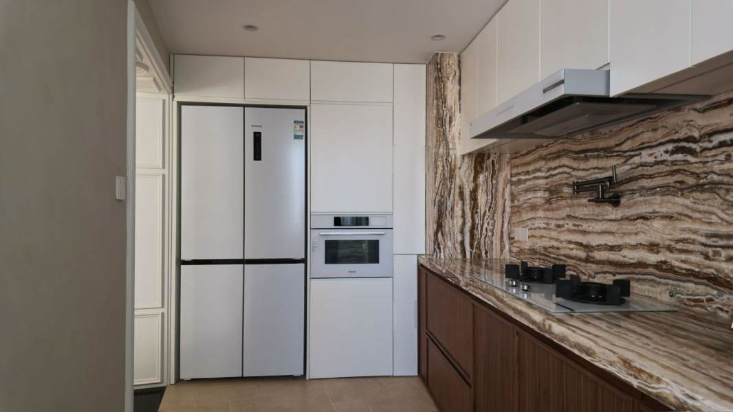 Housing image — Kitchen