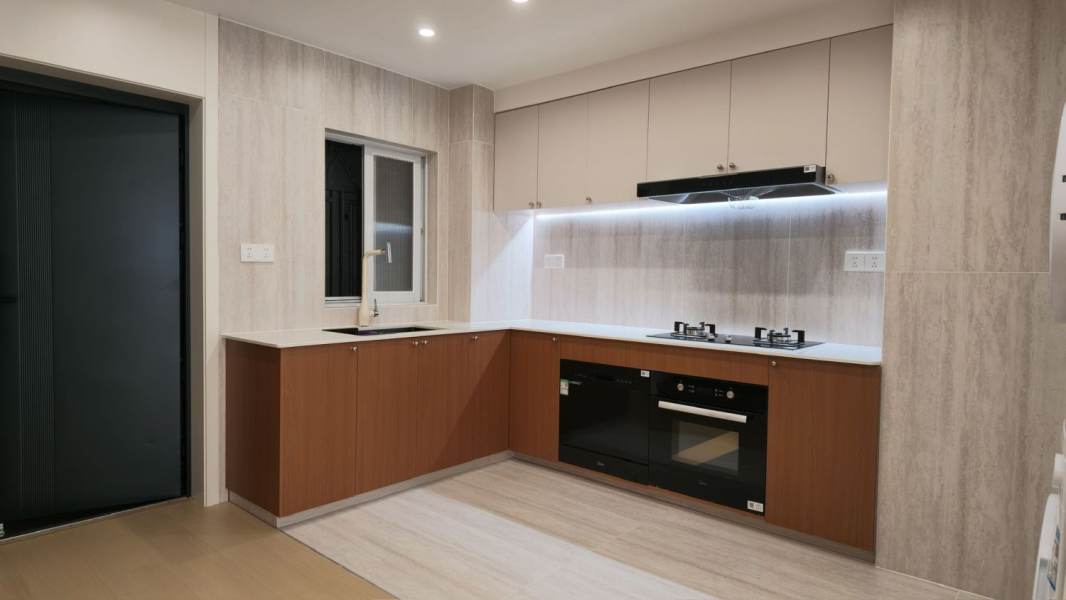 Housing image — Kitchen