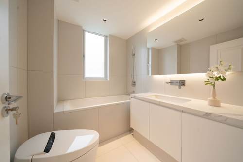 Housing image — Bathroom