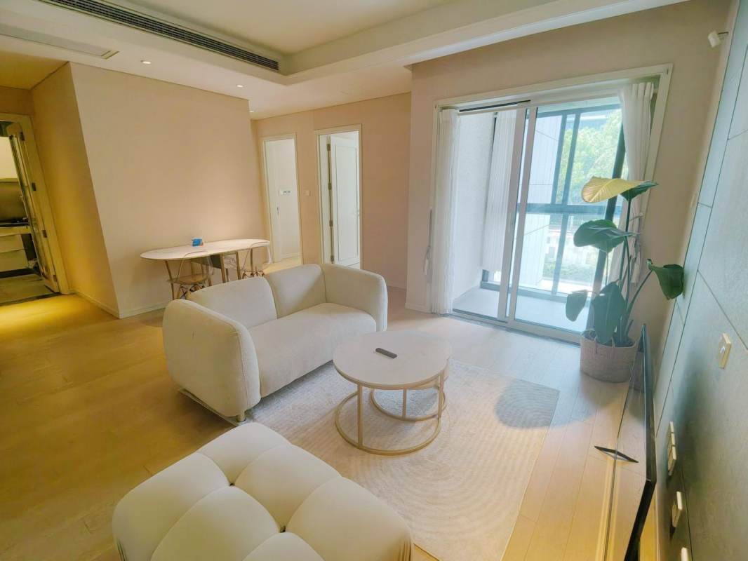 Housing image — Living Room