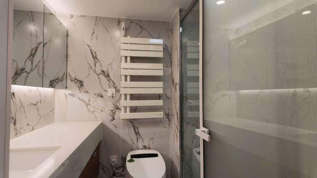 Housing image — Bathroom