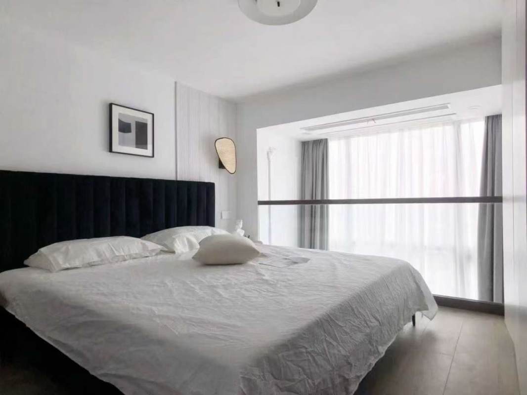 Housing image — Bedroom