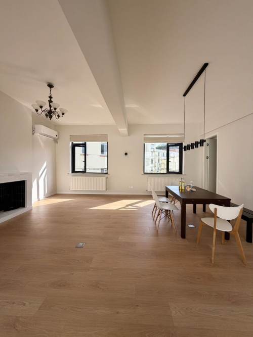 Housing image — Living Room