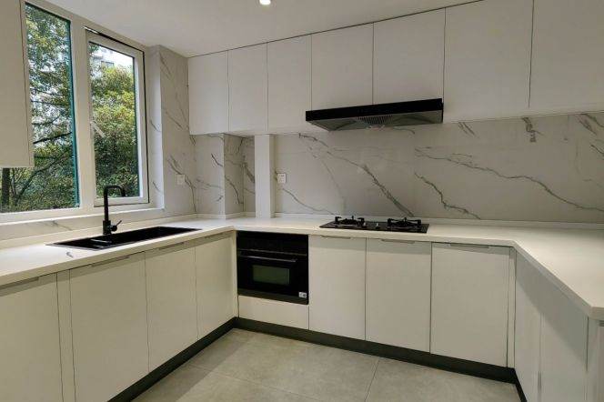 4BR Apartment in Jing'an