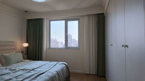 Housing image — Bedroom