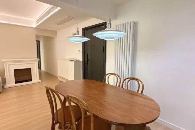 2BR Apartment in Jing'an (L13/L14)
