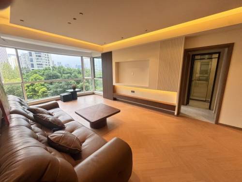 Housing image — Living Room
