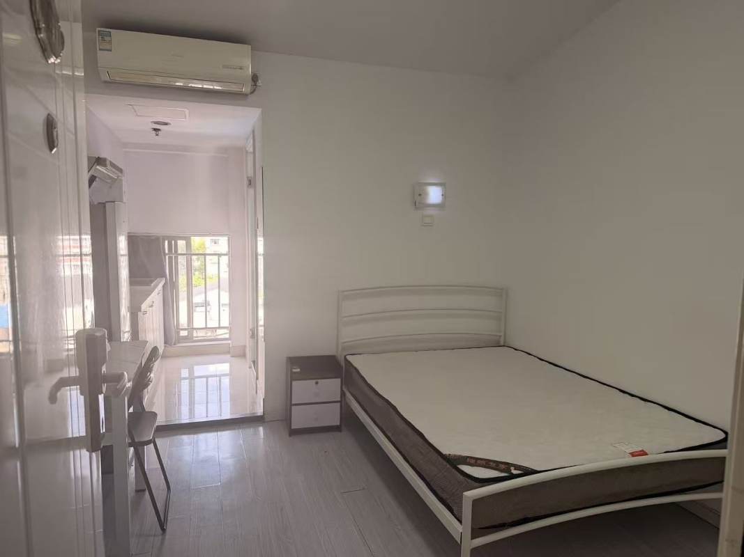 Housing image — Bedroom