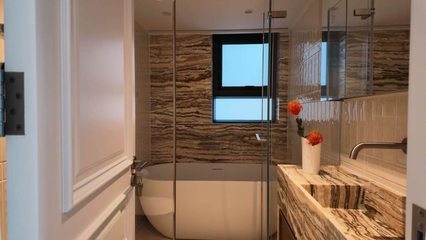 Housing image — Bathroom